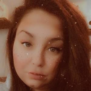 Meet your Posher, Alexandra